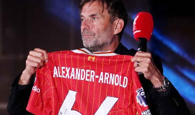 开云-克洛普：听到阿诺德被嘘后我关了电视，我们不能忘记他的贡献